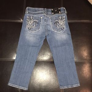 Miss Me capris size 28